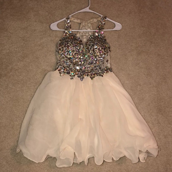 Dresses & Skirts - Super cute Homecoming dress with diamond detailing